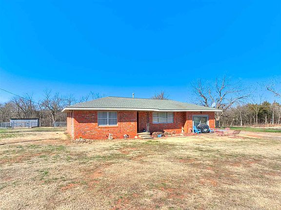 2nd image of 6812 S Prairie Rd