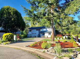 8237 NE 140th Pl FLOOR 1, Kirkland, WA 98034