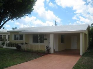 240 NE 42nd Ct, Oakland Park, FL 33334