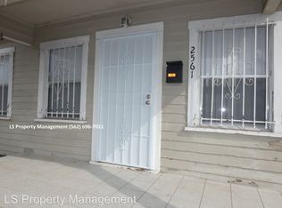 2561 E 54th St, Huntington Park, CA 90255
