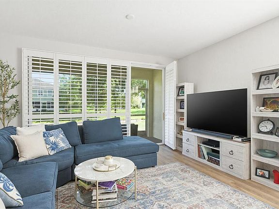 2nd image of 336 Harbor Ridge Dr