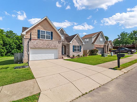 2nd image of 1504 Callender Rd