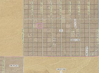 11275 S Alvis Rd, Yucca, AZ 86438