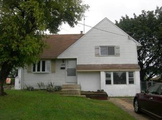 1000 Saint Marks Dr, Glendora, NJ 08029