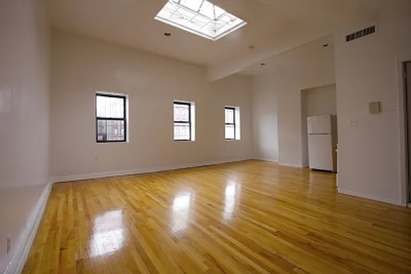 Rented by Citi Habitats | media 38