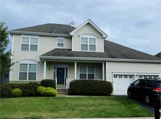 55 Pony Ln, Flemington, NJ 08822
