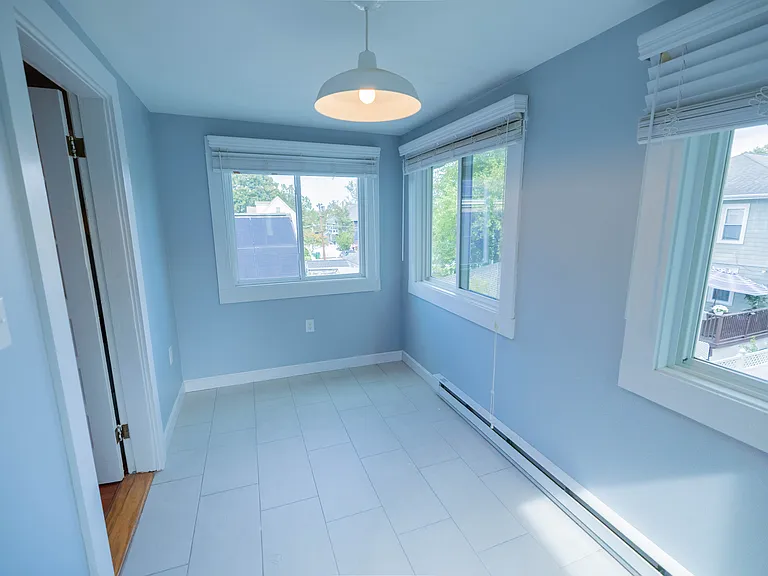 12 Benham St #2 — Photo 29