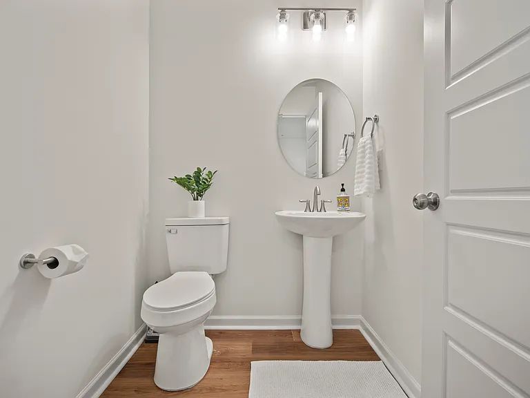 404 Beech St #1 — Photo 1