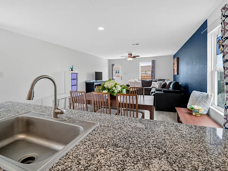 8183 Nube Medina — Photo 20