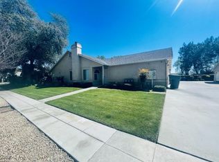728 Spruce Ave, Clovis, CA 93611
