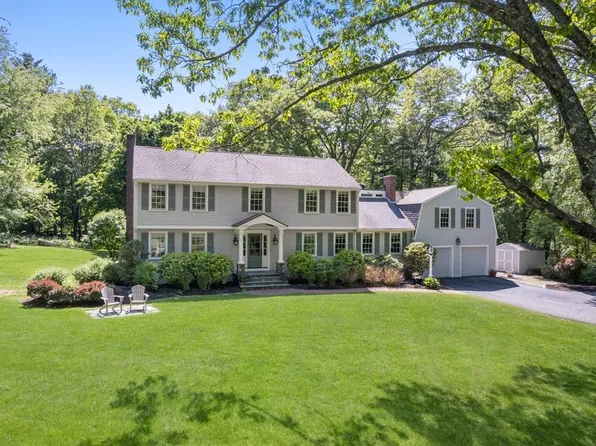 5 Deerfield Rd, Sherborn, MA 01770