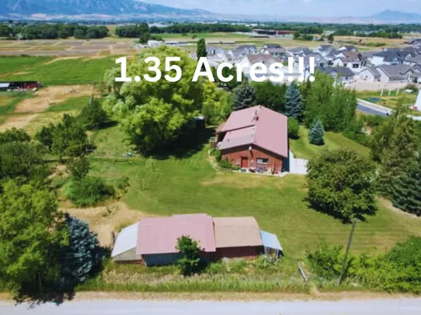 210 E 2100th St S, Providence, UT 84332