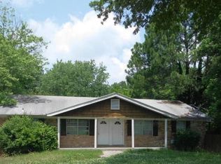 2862 Whispering Hills Dr, Chamblee, GA 30341