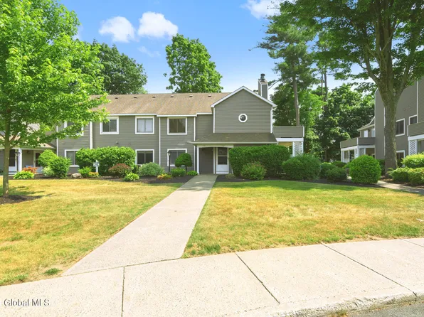 1976 Curry Road #C118, Schenectady, NY 12303