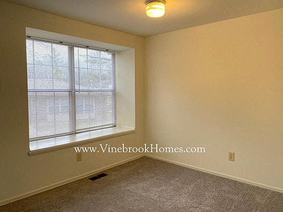 4th image of 5702 Troy Villa Blvd
