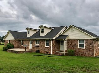 114 Oxford Rd, Greenwood, SC 29649