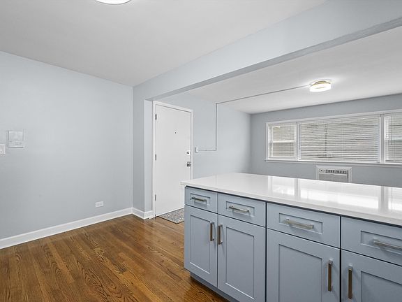 5th image of 929 S Oak Park Ave APT 1SW