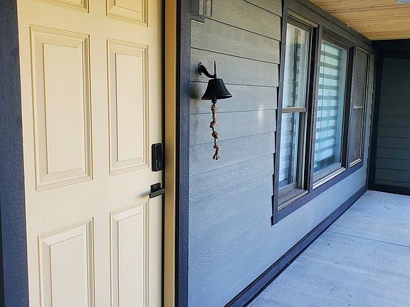 4th image of 4A94 Springfield Dr
