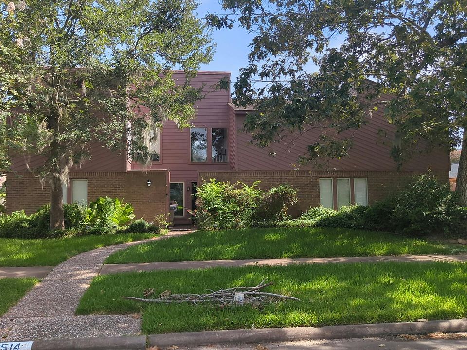 1st image of 16514 Craighurst Dr