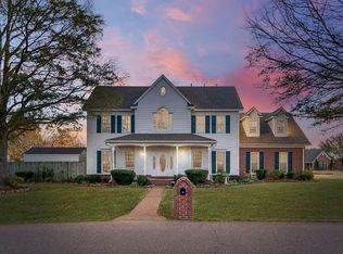 8929 Pembroke Ellis Dr, Bartlett, TN 38133