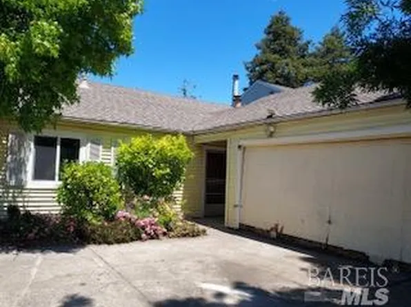 628 Nikki Drive, Petaluma, CA 94954