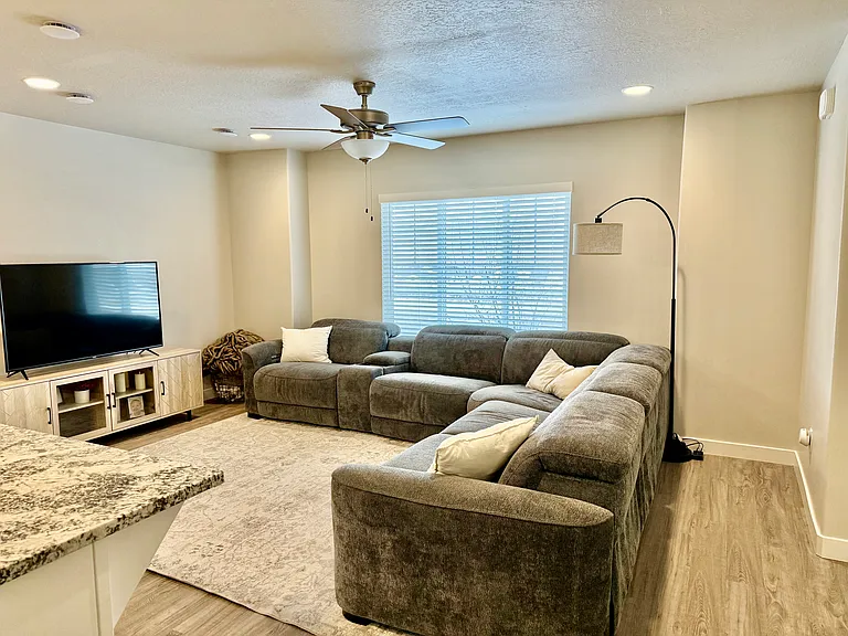 1171 S 750 W — Photo 36