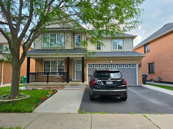 7 Penn Dr, Brampton, ON L7A 1P5