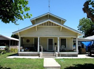 1148 J St, Reedley, CA 93654