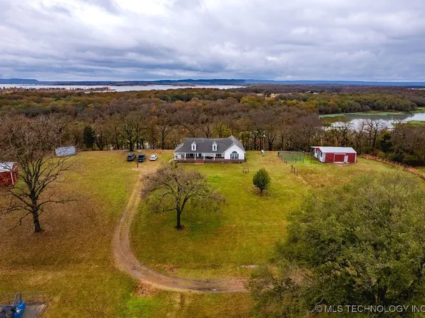 109256 S 4550th Rd, Sallisaw, OK 74955