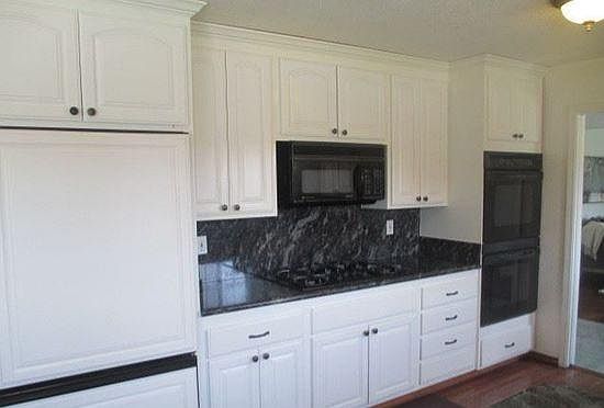 3rd image of 37950 Granville Dr