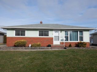 687 E Parkleigh Dr, Seven Hills, OH