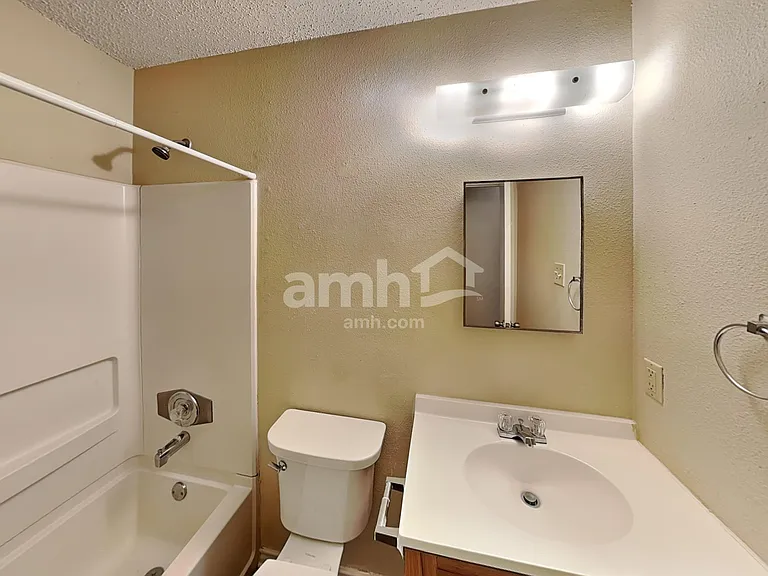 8066 Chestnut Cape Dr — Photo 18