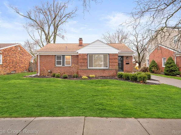 3030 Bamlet Rd, Royal Oak, MI 48073