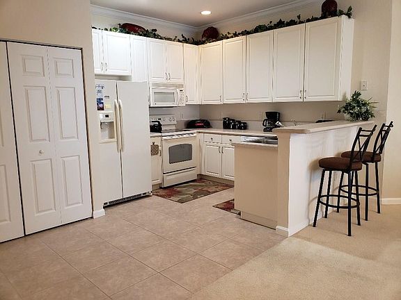 4th image of 2579 Stockbridge Sq SW