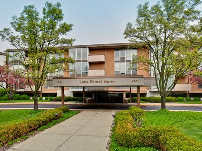 1301 N Western Ave Unit 233, Lake Forest, IL, 60045