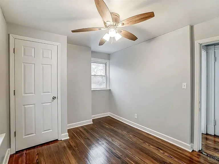 2312 Norwood Ave — Photo 21