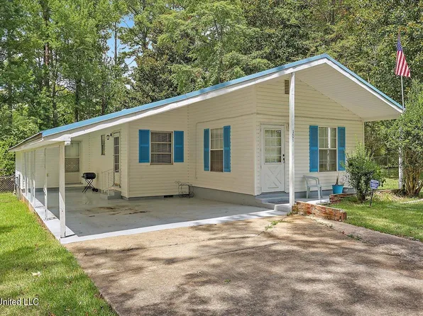 301 E Dewey Camp Dr, Florence, MS 39073
