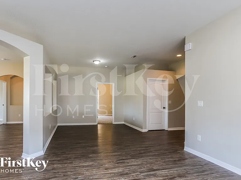 1144 Emerald Hill Way — Photo 2