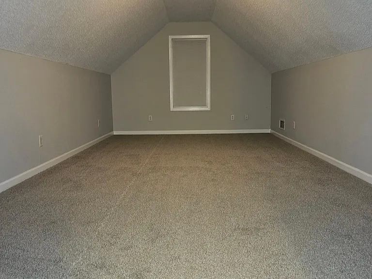 1651 White Oak Dr — Photo 12