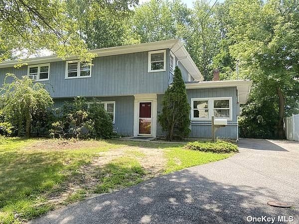 1st image of 20 Meadowlawn St