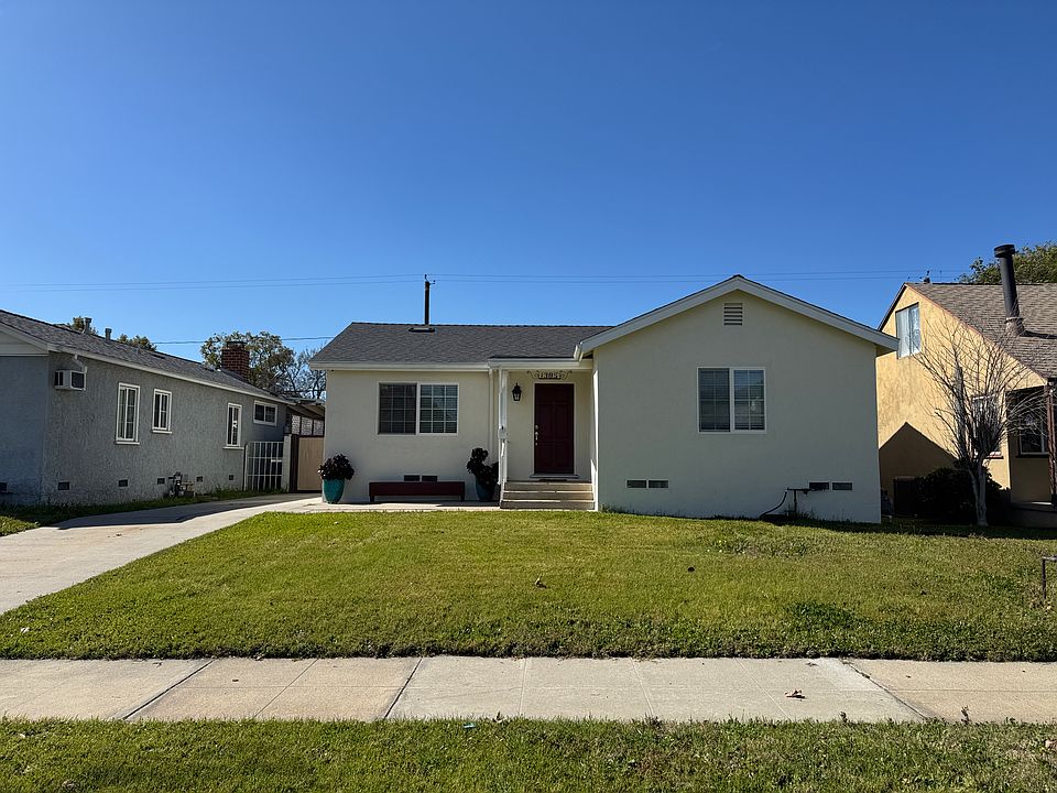 1st image of 1305 N Reese Pl