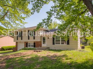 10613 Askew Ave, Kansas City, MO 64137