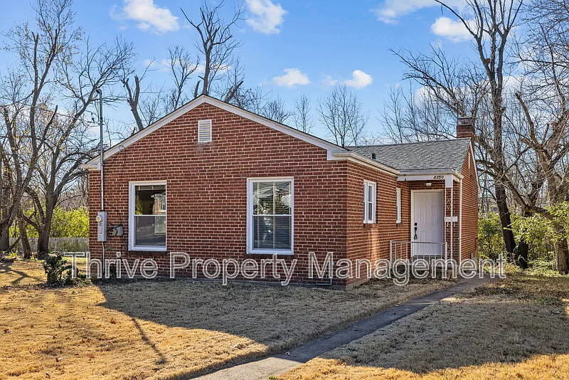 8350 Braddock Dr