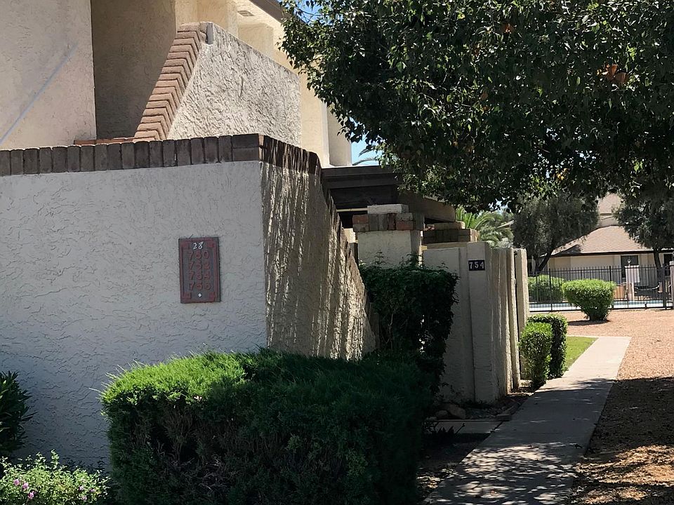 1st image of 754 E Eugie Ave