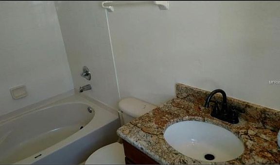 3rd image of 11549 Crestlake Village Dr