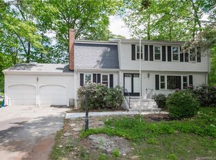 13 Deacon Cir, Southington, CT 06489