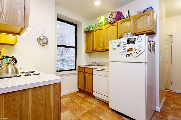 Rented by Citi Habitats | media 11