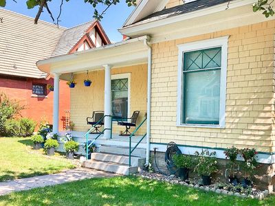 813 E 19th St, Cheyenne, WY, 82001
