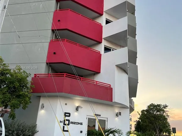 2300 NW 7th St #201, Miami, FL 33125