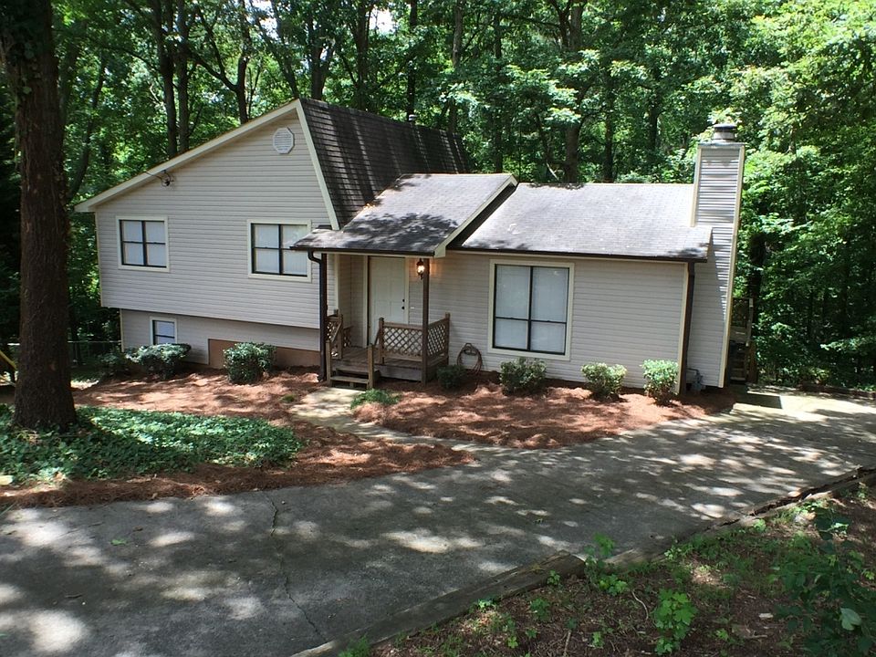 1st image of 5040 Woodland Dr NW